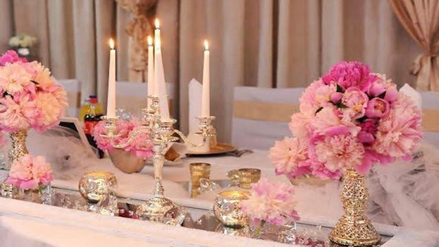 Last minute wedding – gratis voćni stol i dekoracija stolova!
